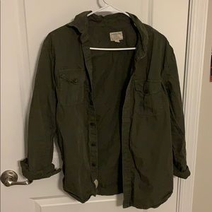 American Eagle long sleeve over shirt.